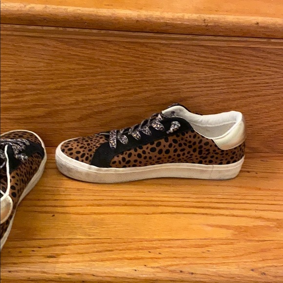 Steve Madden Sneakers - Picture 3 of 4